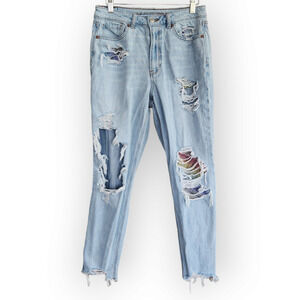 American Eagle High Waisted Ripped Mom Jeans 6